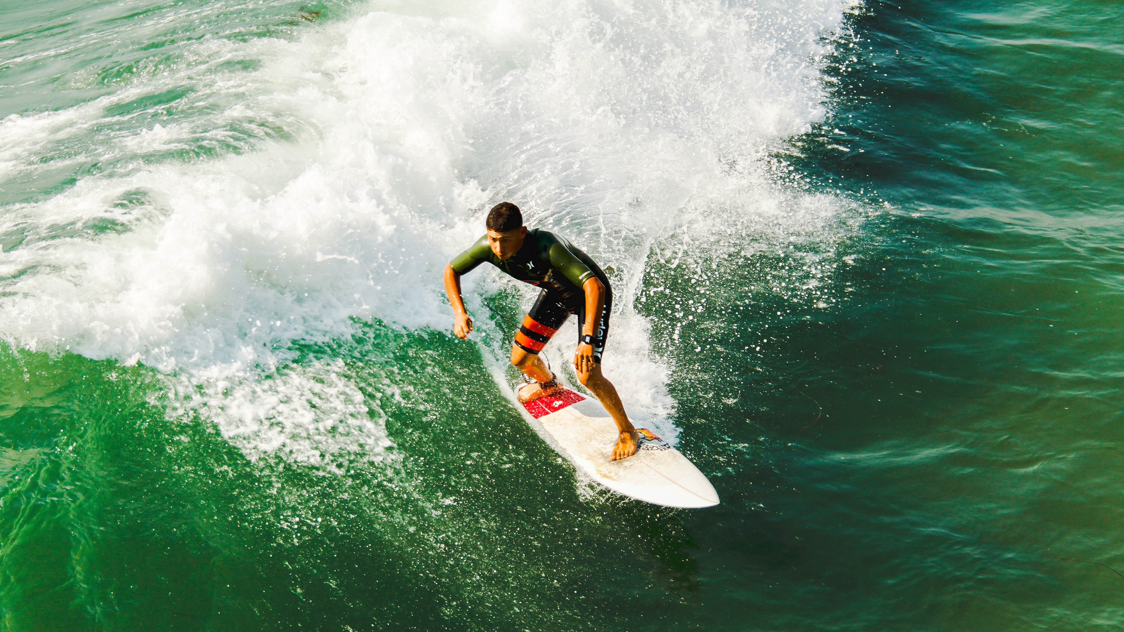 开云体育移动版-“青少年足球联赛火热进行，激发青年的运动热情”，青少年足球邀请赛