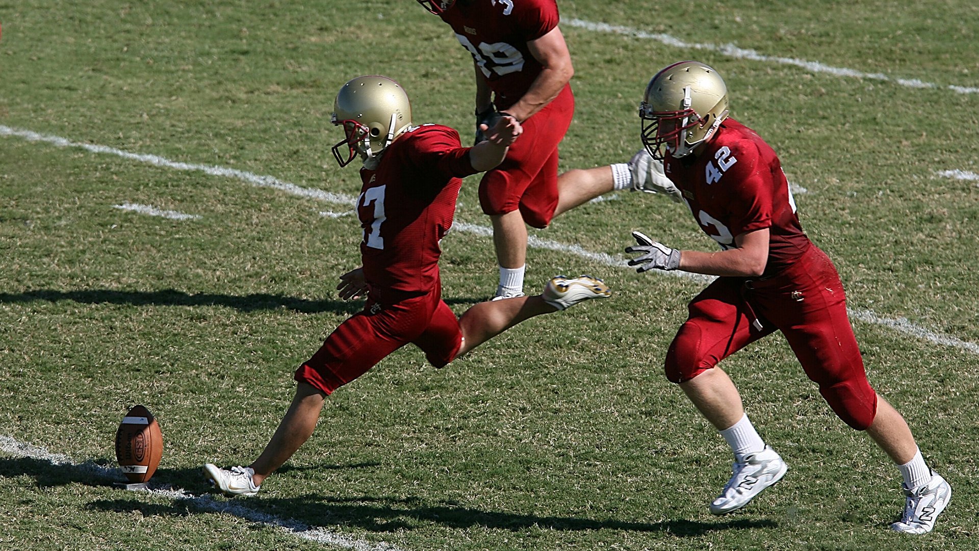 开云体育入口-中国足球行业年度评优活动蓄势待发，中国足球评价